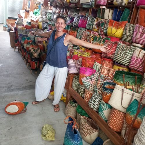 Arts & crafts Mozambique baskets market Inhambane