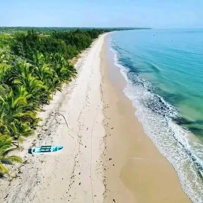 Mozambique unspoiled coastline 5 things that make Mozambique unique 2. authentic & undiscovered