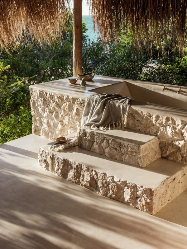 bathtub Sussurro Boutique Hotel Mozambique(photo credit Sussurro) Your most romantic Honeymoon in Africa unspoiled Mozambique